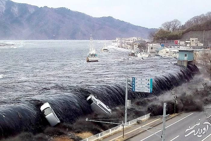 شروع سونامی با ناپدید شدن ماه سونامی